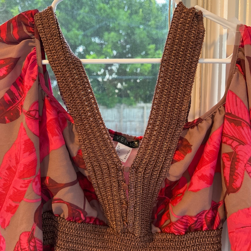 Dress - Picture 3 of 5
